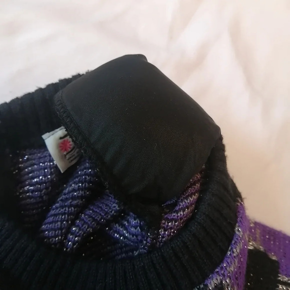 Vintage 80s D'Allairds Purple and Black Knit Metallic Floral Sweater Small - Picture 10 of 15